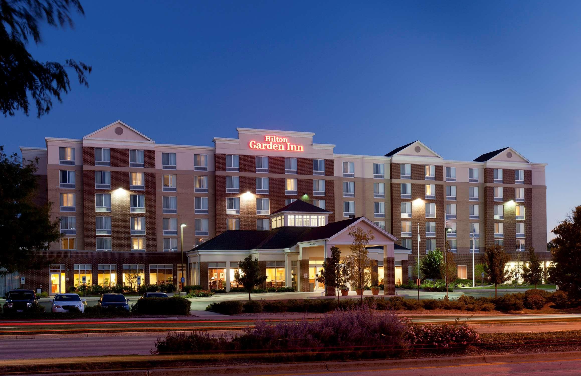 Hilton Garden Inn Шаамбург Экстерьер фото