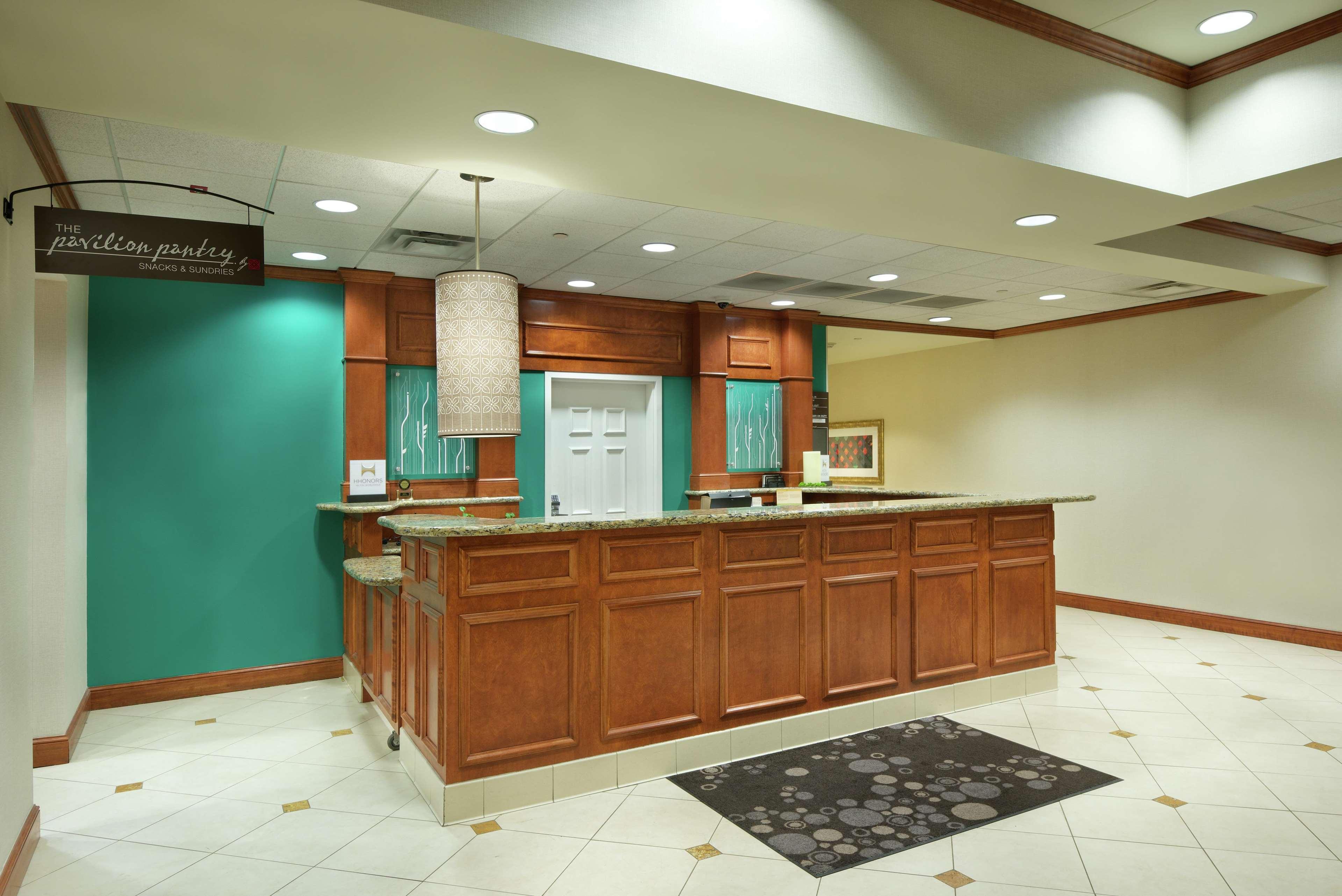 Hilton Garden Inn Шаамбург Экстерьер фото