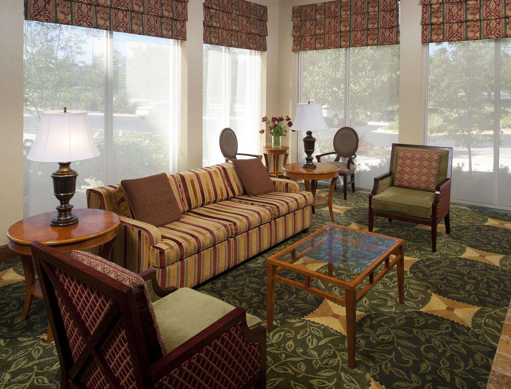 Hilton Garden Inn Шаамбург Интерьер фото