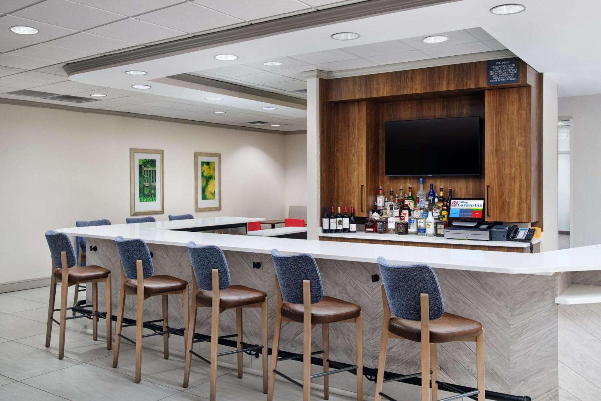 Hilton Garden Inn Шаамбург Экстерьер фото