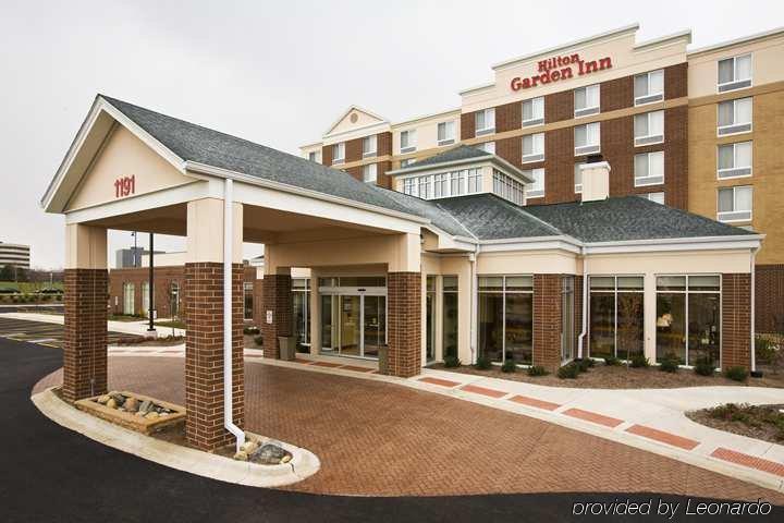 Hilton Garden Inn Шаамбург Экстерьер фото