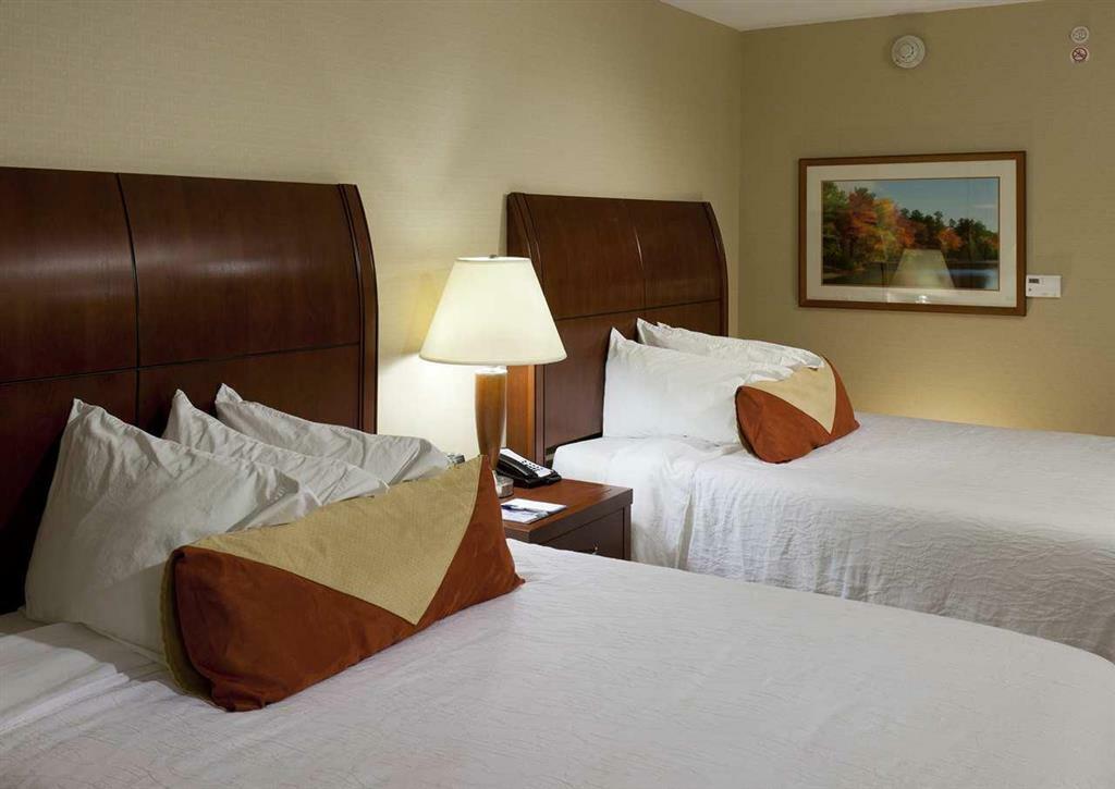 Hilton Garden Inn Шаамбург Номер фото